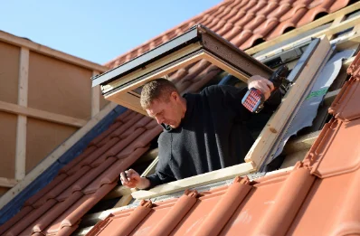 Pose de fenêtres de toit Velux à Forgès